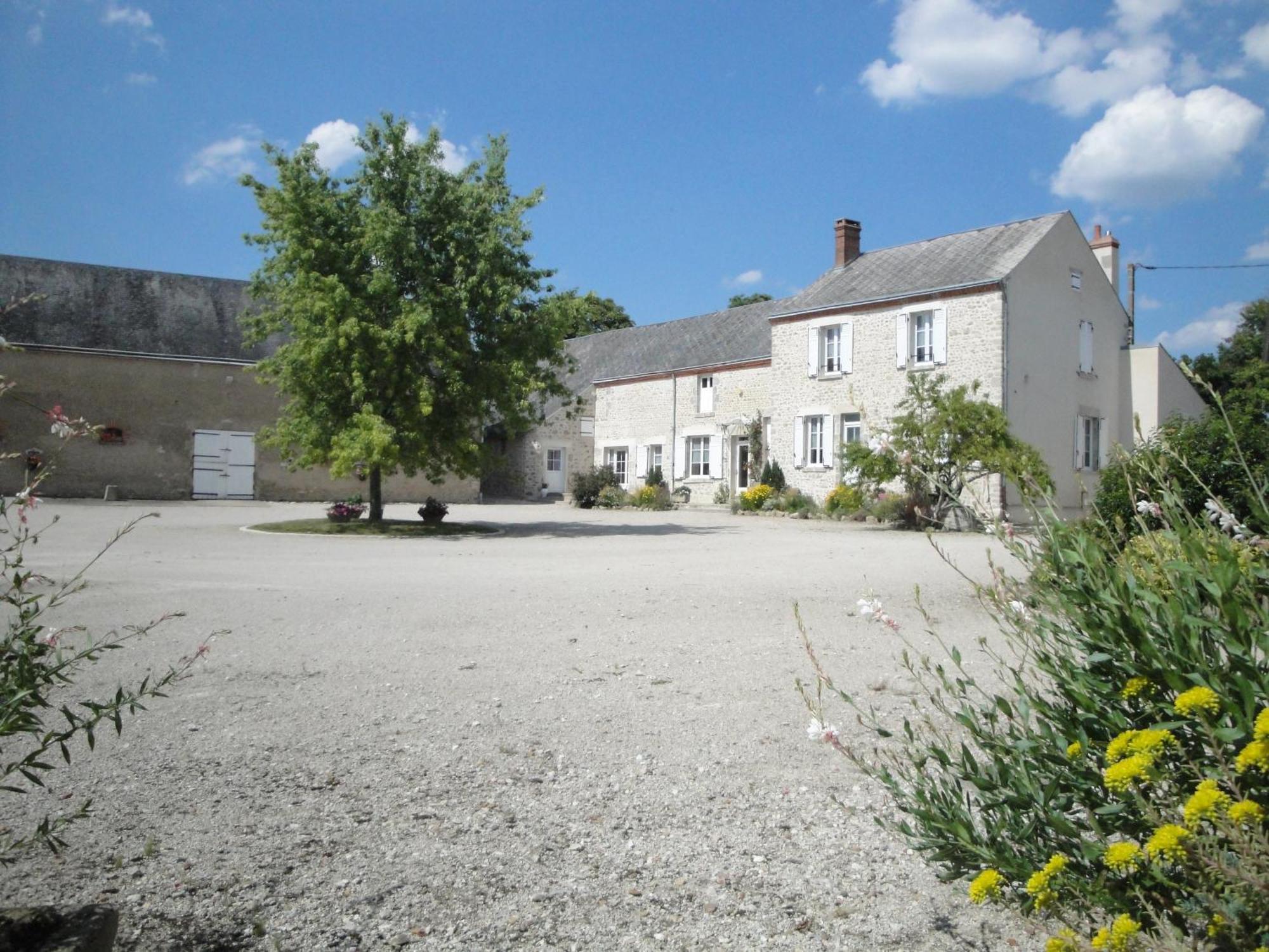 Bed and Breakfast Ferme de La poterie à Donnery Extérieur photo