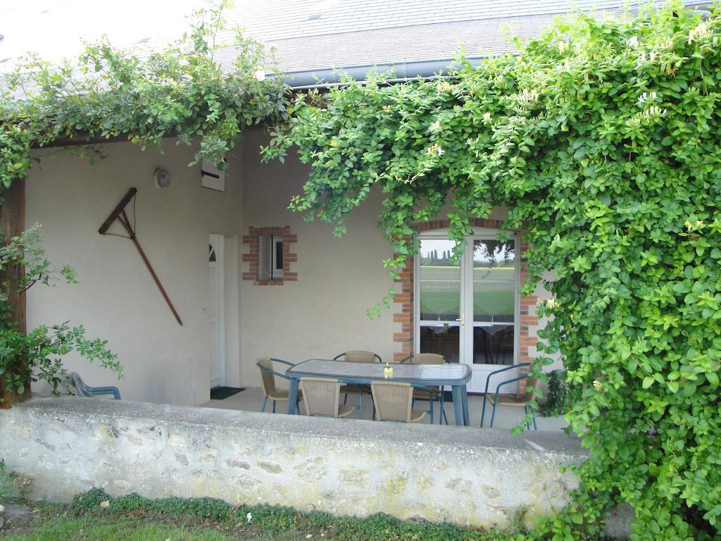 Bed and Breakfast Ferme de La poterie à Donnery Extérieur photo